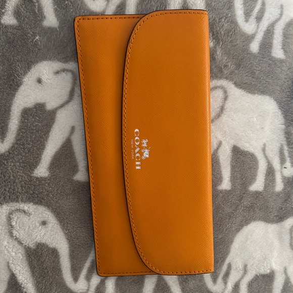 Coach Tangerine Leather Wallet - Picture 1 of 1